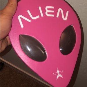 Jeffree Star alien palette